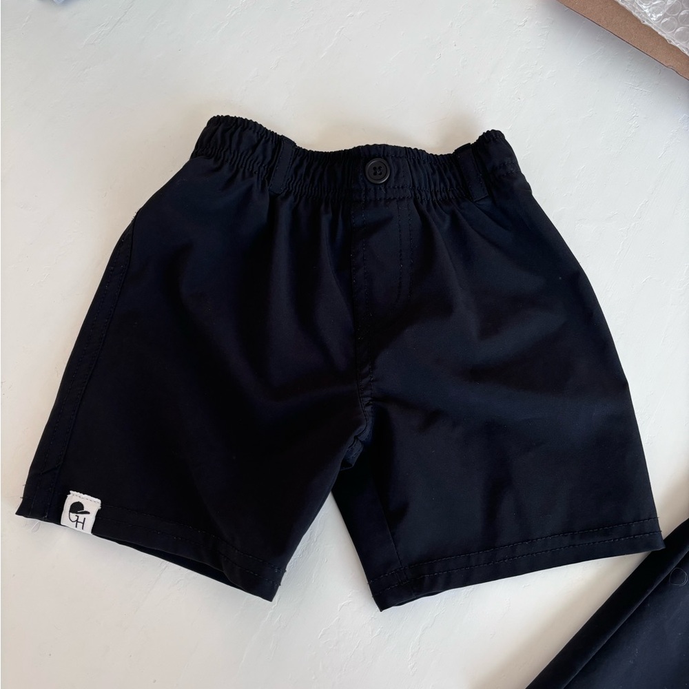 George hats walk Black Shorts